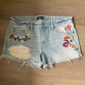 Stitched Abercrombie & Fitch 10R Shorts